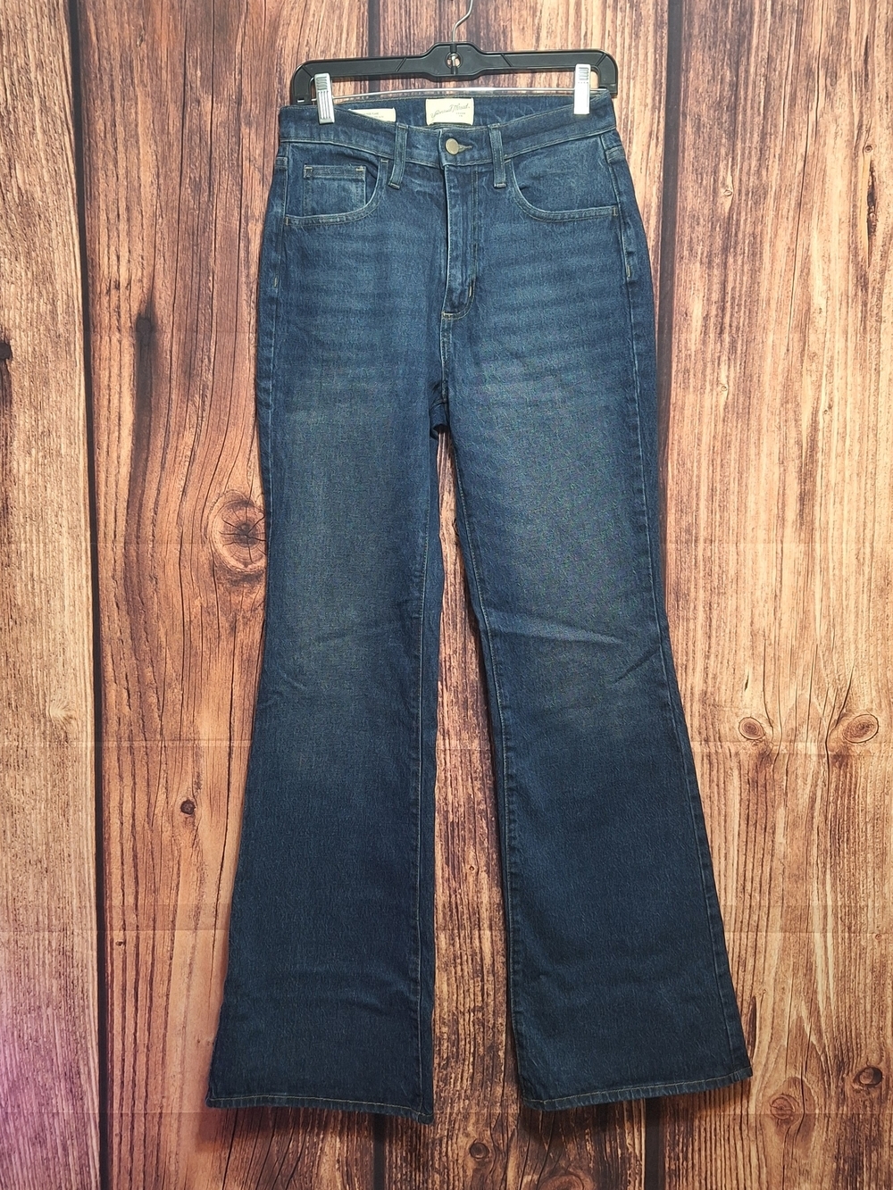 Universal Thread Dark Indigo High-Rise Flare Jeans Size 4R